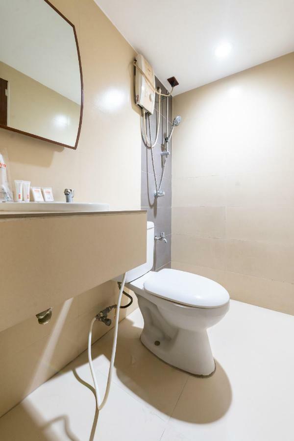 Oyo 191 Paradise Apartelle Hotell Manila Eksteriør bilde