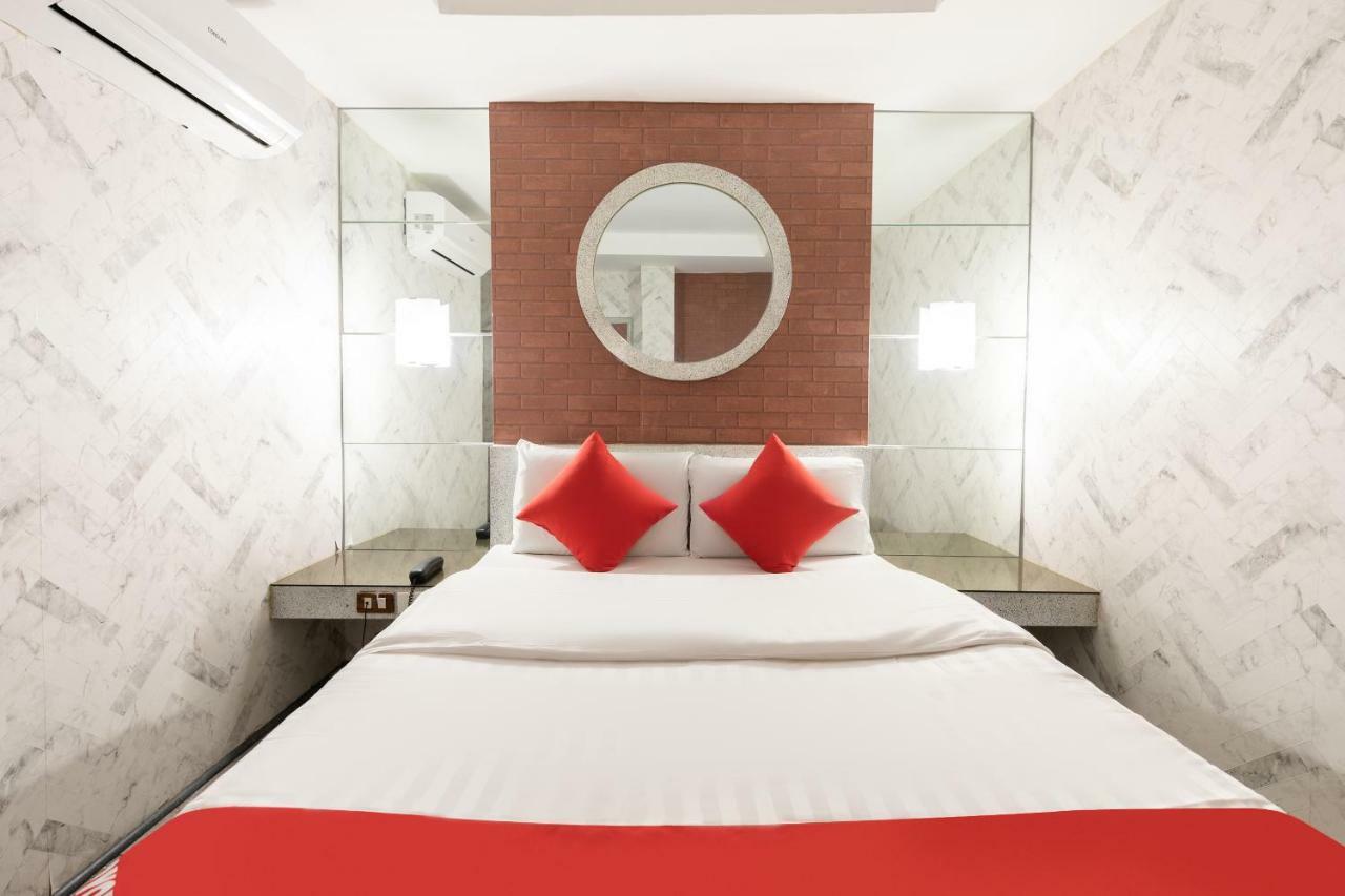 Oyo 191 Paradise Apartelle Hotell Manila Eksteriør bilde