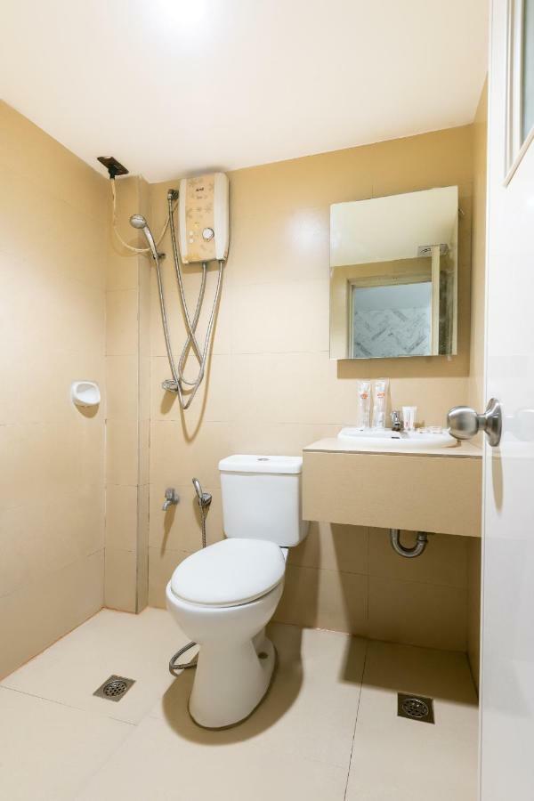 Oyo 191 Paradise Apartelle Hotell Manila Eksteriør bilde