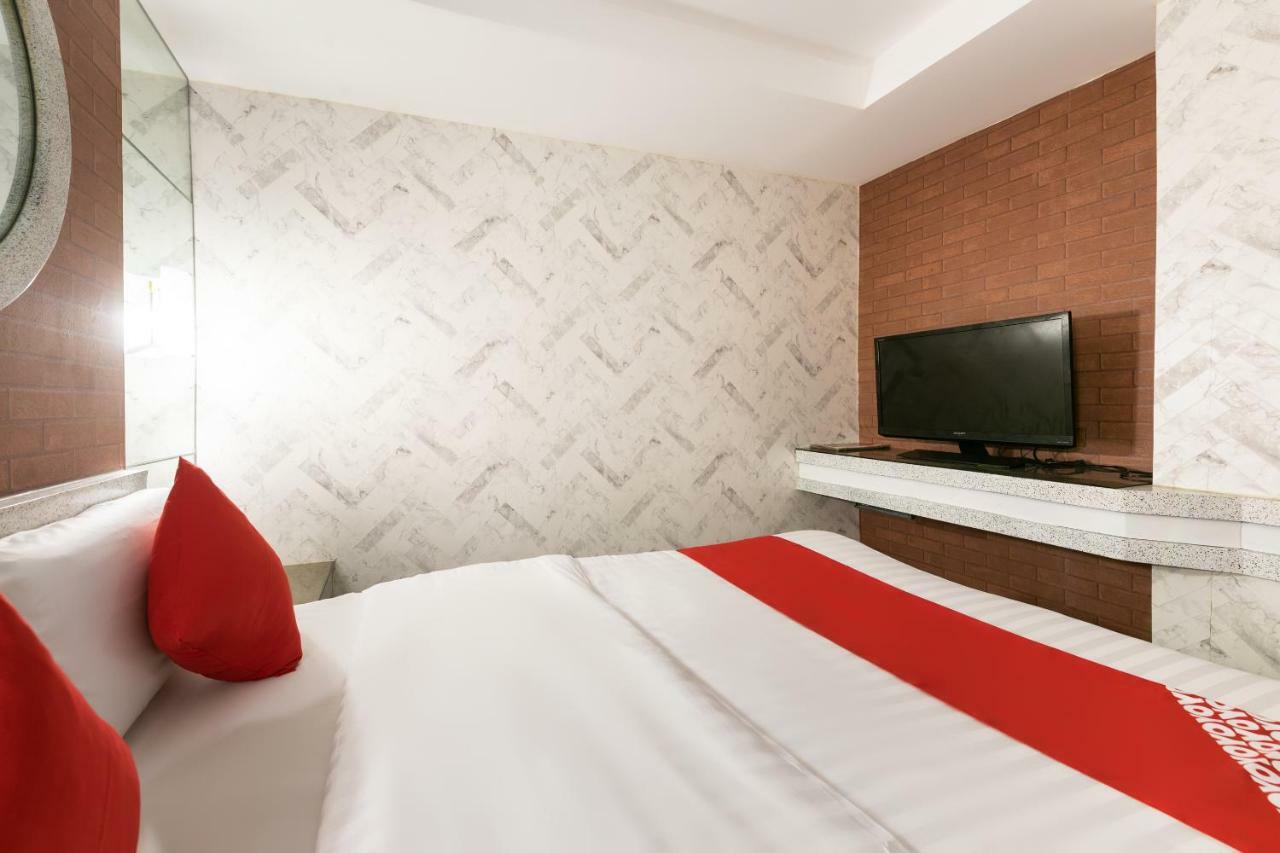 Oyo 191 Paradise Apartelle Hotell Manila Eksteriør bilde