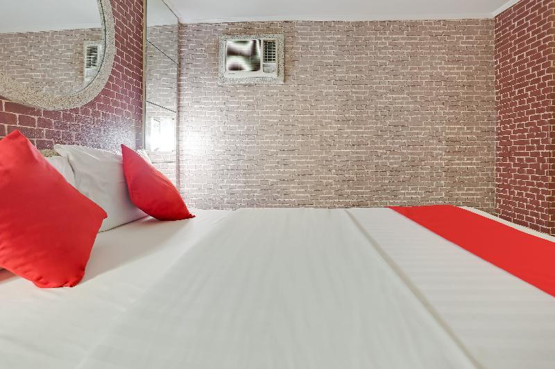 Oyo 191 Paradise Apartelle Hotell Manila Eksteriør bilde